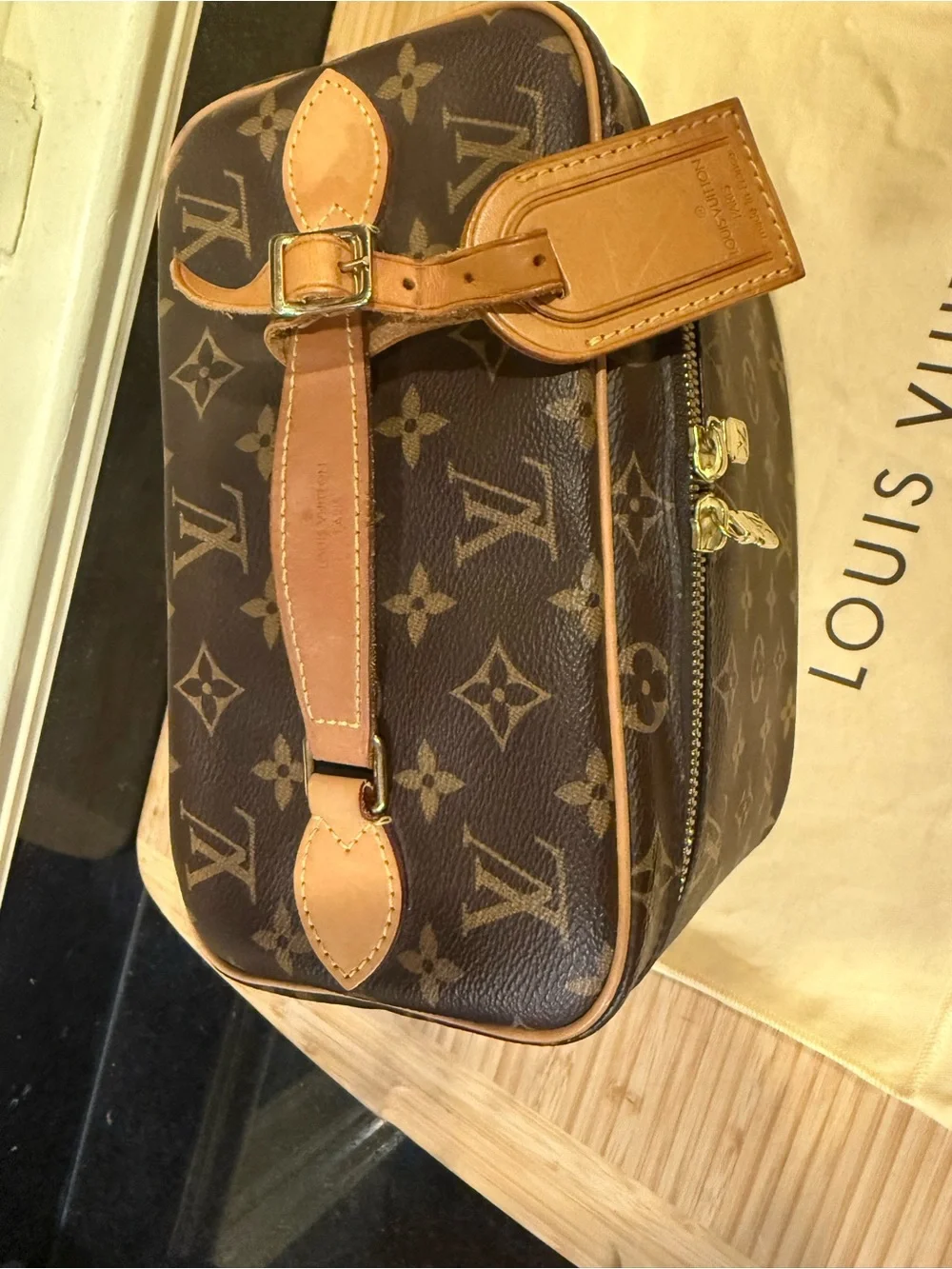 100% authentic Gorgeous Louis Vuitton Nice BB - Picture 3 of 14
